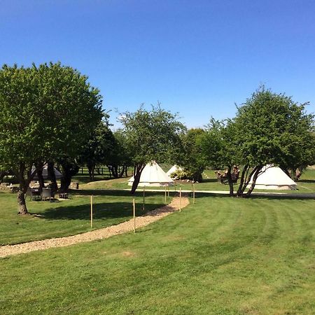 Oxford Riverside Glamping Exterior photo