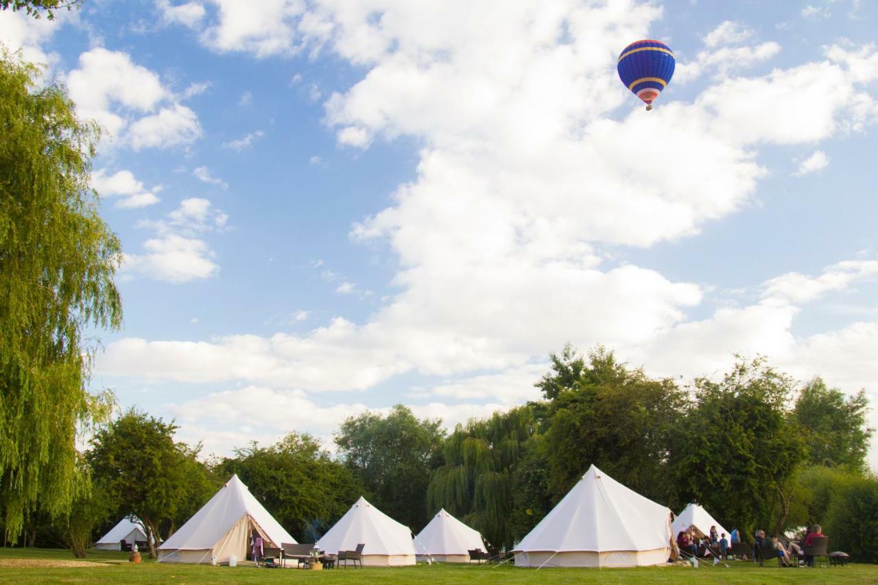 Oxford Riverside Glamping Exterior photo