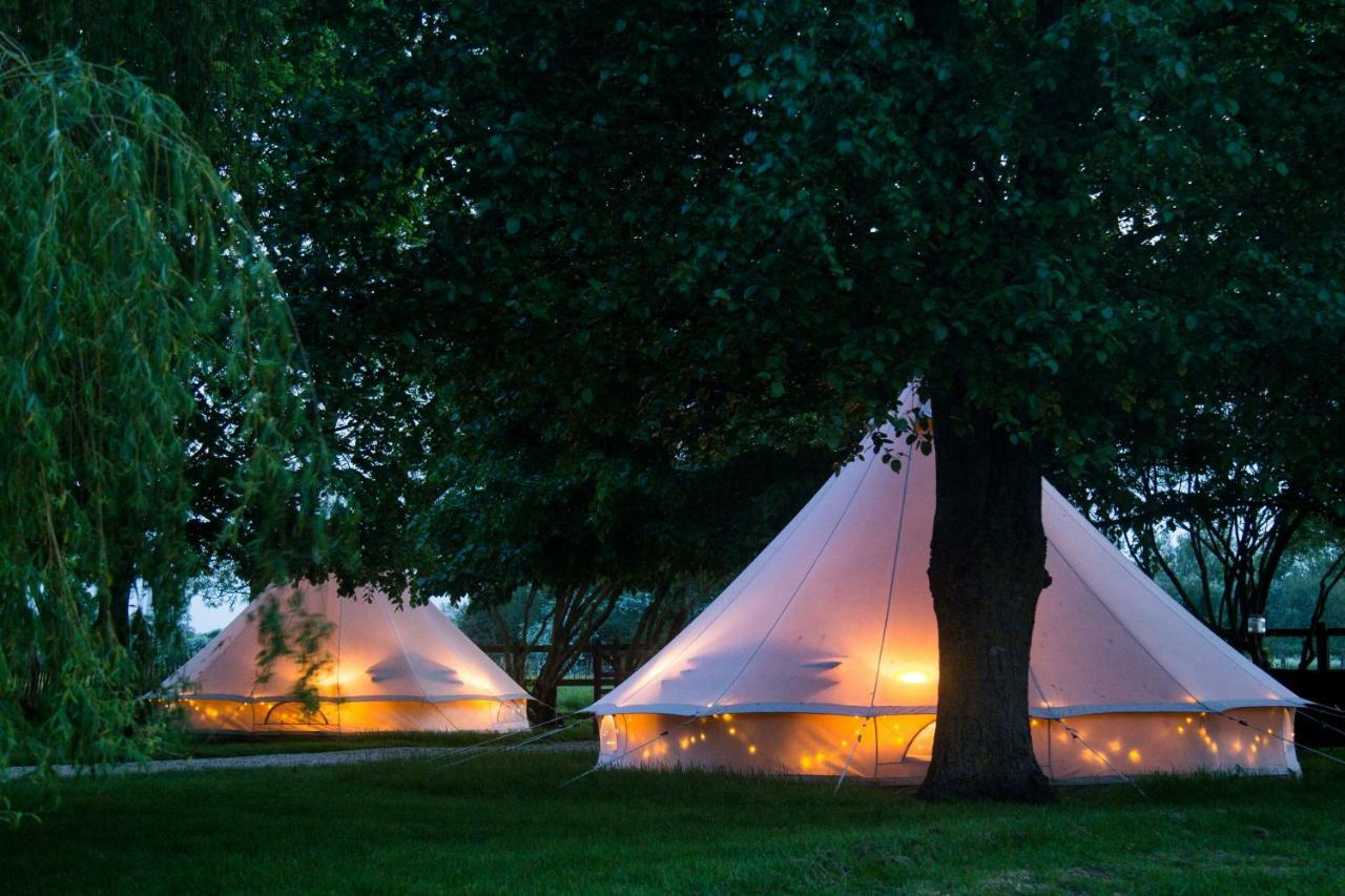 Oxford Riverside Glamping Exterior photo